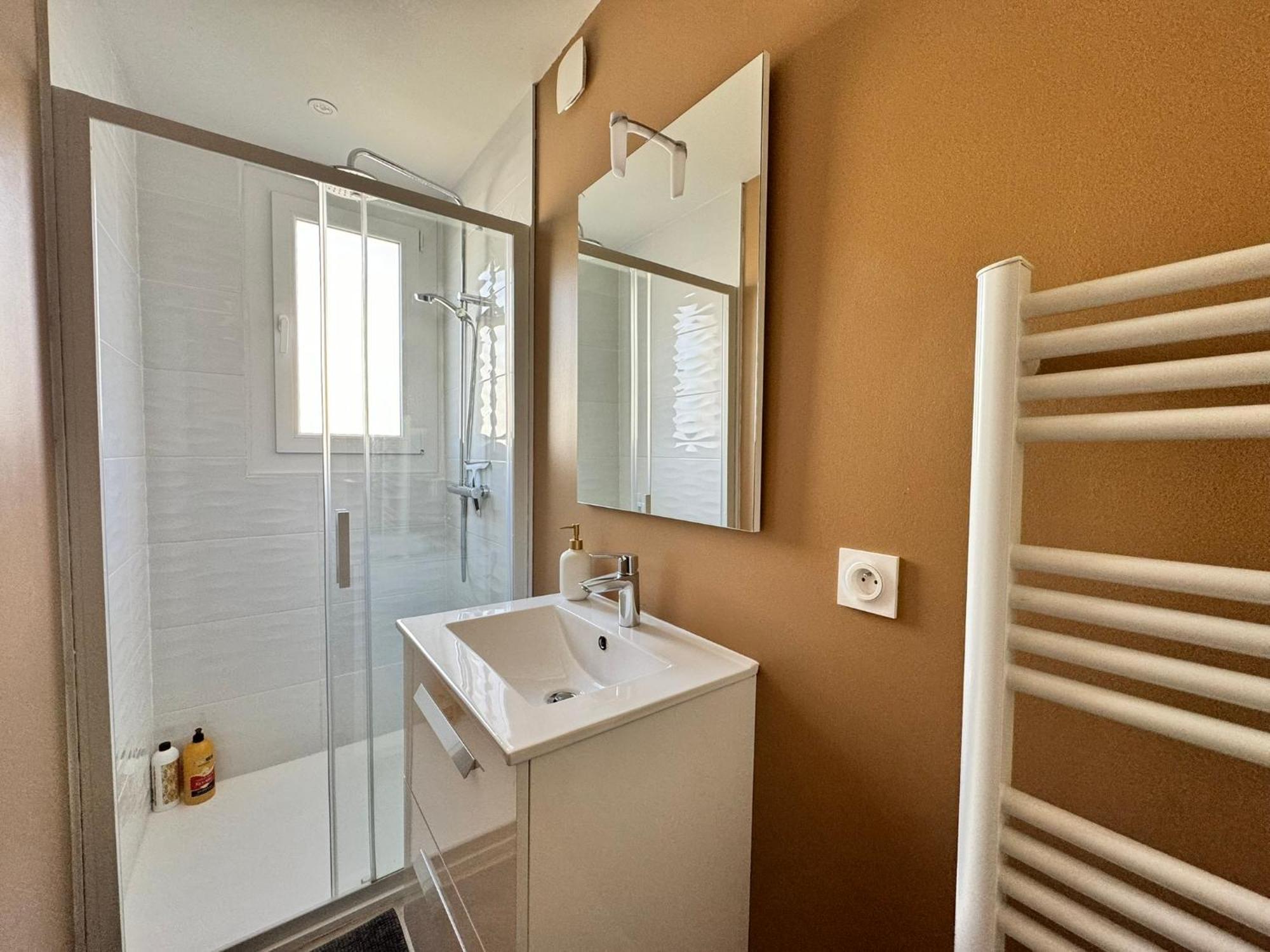 Ferienwohnung Le 122 - Parking Rodez Exterior foto